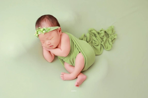 陵水宝宝在肚子里打嗝